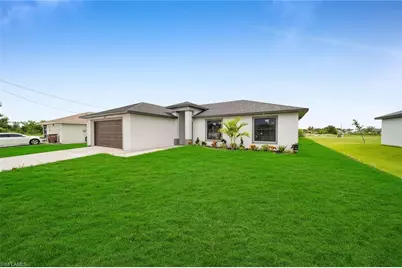 204 NW 14th St, Cape Coral, FL 33993 - Photo 1