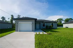 1140 Darling St E, Lehigh Acres, FL 33974 - Photo 1