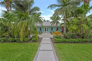 1245 Gasparilla Dr, Fort Myers, FL 33901 - Photo 1