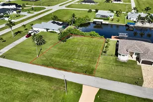 729 NW 36th Pl, Cape Coral, FL 33993 - Photo 1