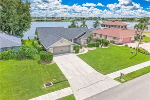 205 SE 8th Pl, Cape Coral, FL 33990 - Photo 1