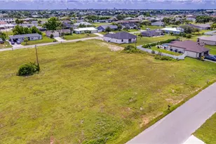 2213 NE 14th Ave, Cape Coral, FL 33909 - Photo 1