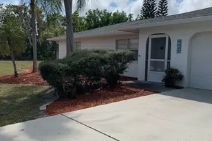 1028 SE 23rd Pl, Cape Coral, FL 33990 - Photo 1