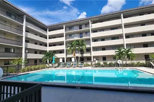 2121 Collier Ave, Fort Myers, FL 33901 - Photo 1