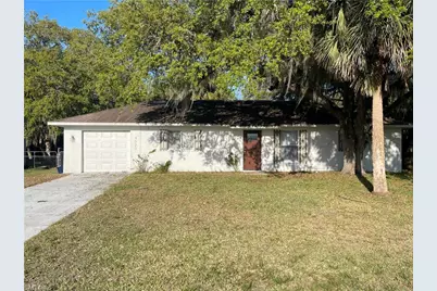 4020 E Sunflower Cir, Labelle, FL 33935 - Photo 1