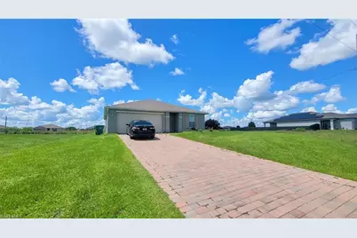 7011 Waldo Cir, Labelle, FL 33935 - Photo 1