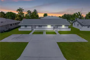 1722 SW Santa Barbara Pl, Cape Coral, FL 33991 - Photo 1