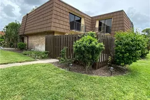 1667 Park Meadows Dr, Fort Myers, FL 33907 - Photo 1