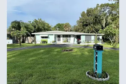 142 Palm Tree Ln, Fort Myers, FL 33905 - Photo 1