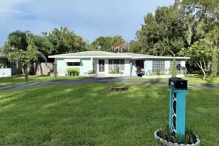 142 Palm Tree Ln, Fort Myers, FL 33905 - Photo 1