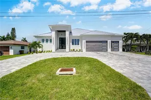 809 Miramar Ct, Cape Coral, FL 33904 - Photo 1