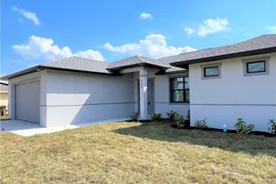 702 Kismet Pkwy E, Cape Coral, FL 33909 - Photo 1