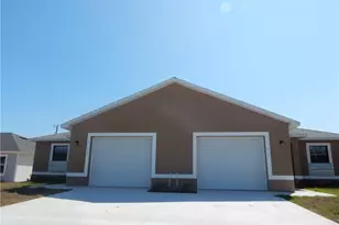 1713 SW 33rd St, Cape Coral, FL 33914 - Photo 1