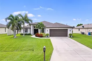 162 SE 20th St, Cape Coral, FL 33990 - Photo 1