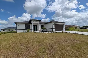 9054 Lamkin Cir, Labelle, FL 33935 - Photo 1