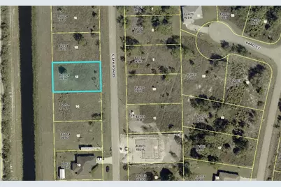 1238 Genoa Ave, Fort Myers, FL 33913 - Photo 1