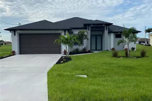 702 NW 2nd Ln, Cape Coral, FL 33993 - Photo 1