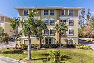 10060 Lake Cove Dr, Fort Myers, FL 33908 - Photo 1