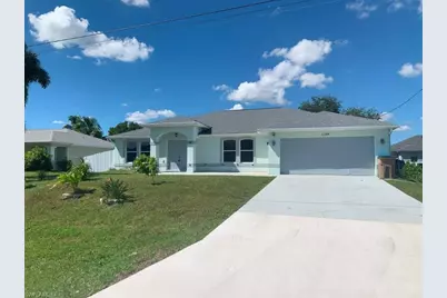 1134 NE 4th Pl, Cape Coral, FL 33909 - Photo 1