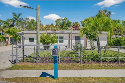 4699 Duera Mae Dr, Fort Myers, FL 33908 - Photo 1