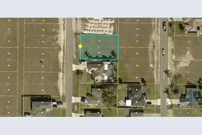 1435 NE Juanita Pl, Cape Coral, FL 33909 - Photo 1