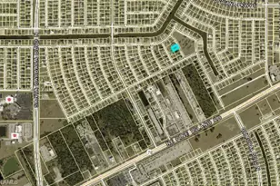 496 NE 4th Pl, Cape Coral, FL 33909 - Photo 1