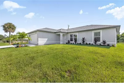 1617 NE 7th Ave, Cape Coral, FL 33909 - Photo 1