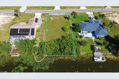304 NE 9th St, Cape Coral, FL 33909 - Photo 1