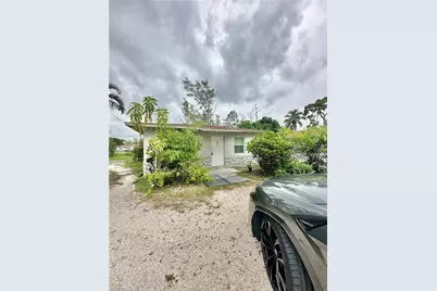 5635 5th Ave, Fort Myers, FL 33907 - Photo 1