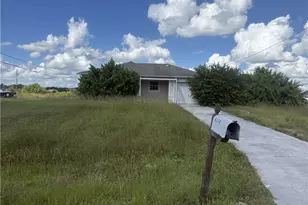 4118 33rd St SW, Lehigh Acres, FL 33976 - Photo 1