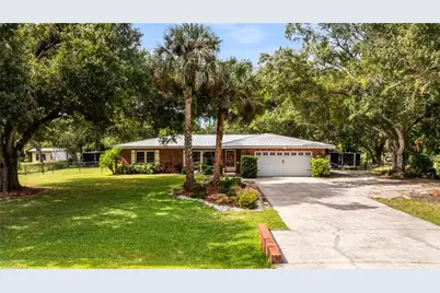 17371 Williamsburg Dr, North Fort Myers, FL 33917 - Photo 1