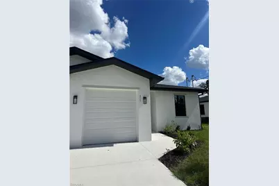 453 Bell Blvd S, Lehigh Acres, FL 33974 - Photo 1