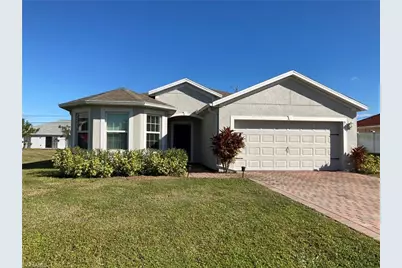 927 SE 5th Ct, Cape Coral, FL 33990 - Photo 1