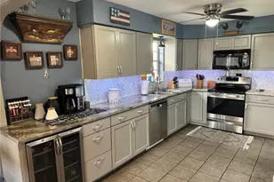 1941 NE 14th St, Cape Coral, FL 33909 - Photo 1