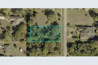 515 Cleveland Ave, Lehigh Acres, FL 33972 - Photo 1
