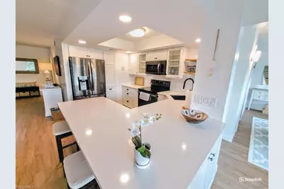 5830 Trailwinds Dr #813, Fort Myers, FL 33907 - Photo 1