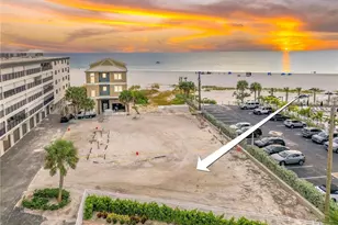 71 Pearl St, Fort Myers Beach, FL 33931 - Photo 1