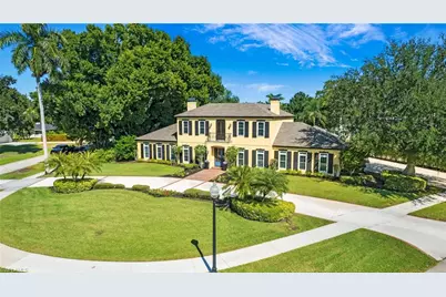 1313 Gasparilla Dr, Fort Myers, FL 33901 - Photo 1