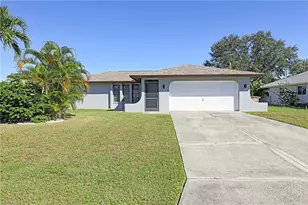 629 SW Santa Barbara Pl, Cape Coral, FL 33991 - Photo 1