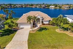 313 SE 33rd Terrace, Cape Coral, FL 33904 - Photo 1