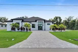 610 NW 1st St, Cape Coral, FL 33993 - Photo 1