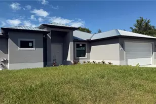 6137 Higgins Ave, Fort Myers, FL 33905 - Photo 1