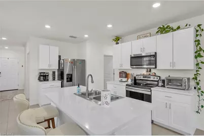 18529 Cronin Sand Ln, North Fort Myers, FL 33917 - Photo 1