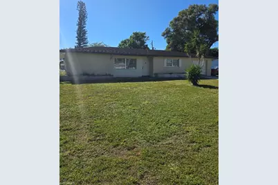 1512 Huntdale St E, Lehigh Acres, FL 33936 - Photo 1