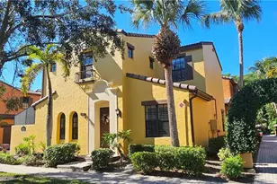 9085 Chula Vista St, Naples, FL 34113 - Photo 1