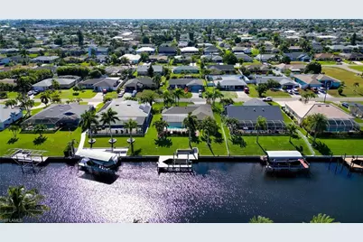 1317 SE 21st St, Cape Coral, FL 33990 - Photo 47