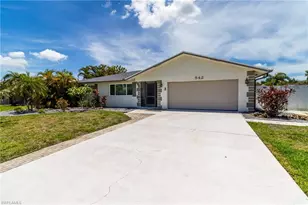 542 SE 33rd Terrace, Cape Coral, FL 33904 - Photo 1