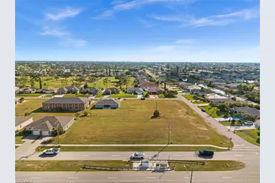 1418 SW Trafalgar Pkwy, Cape Coral, FL 33991 - Photo 1