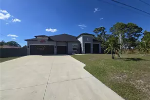 903 Pine Ave, Lehigh Acres, FL 33972 - Photo 1