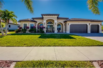 912 Palmetto Pointe Cir, Cape Coral, FL 33991 - Photo 1